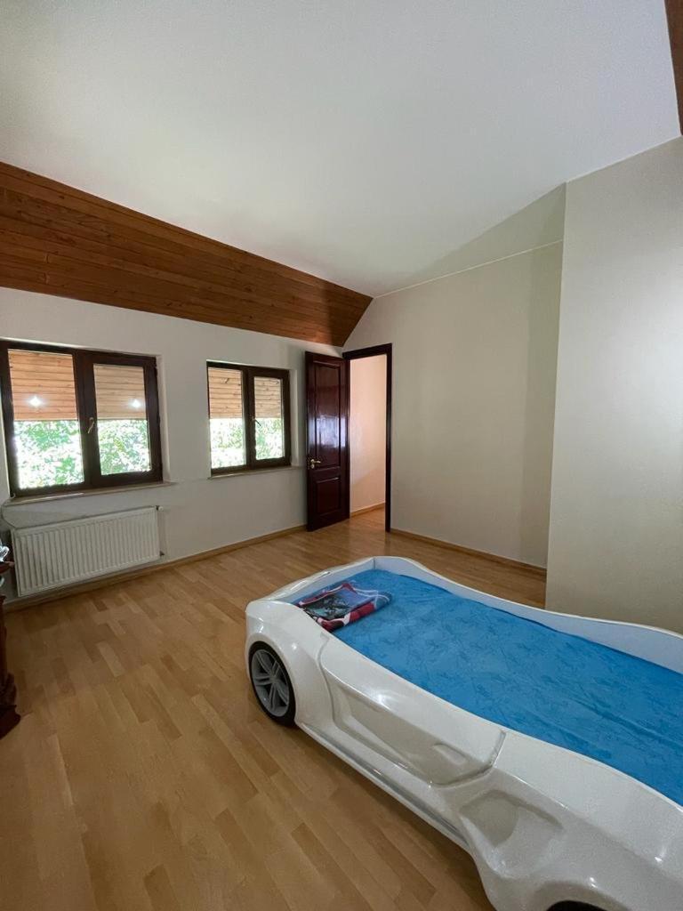 Rare House With Garden Villa Tbilisi Eksteriør bilde